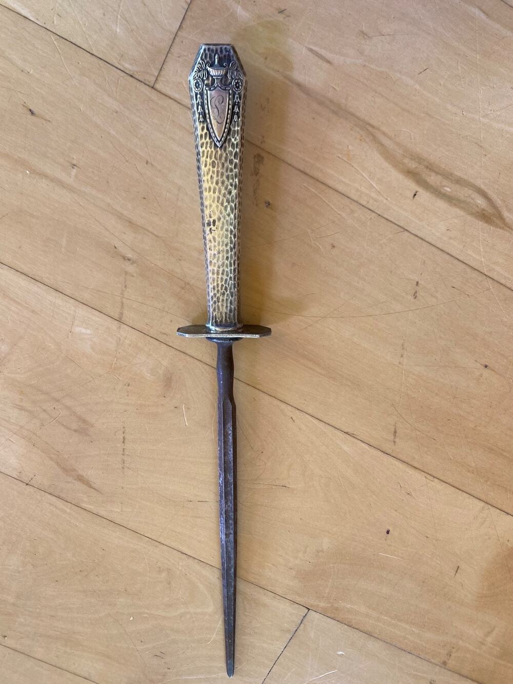 Antique 1847 Rogers Bros. Brothers Silver Color Knife Sharpening Steel Sharpener